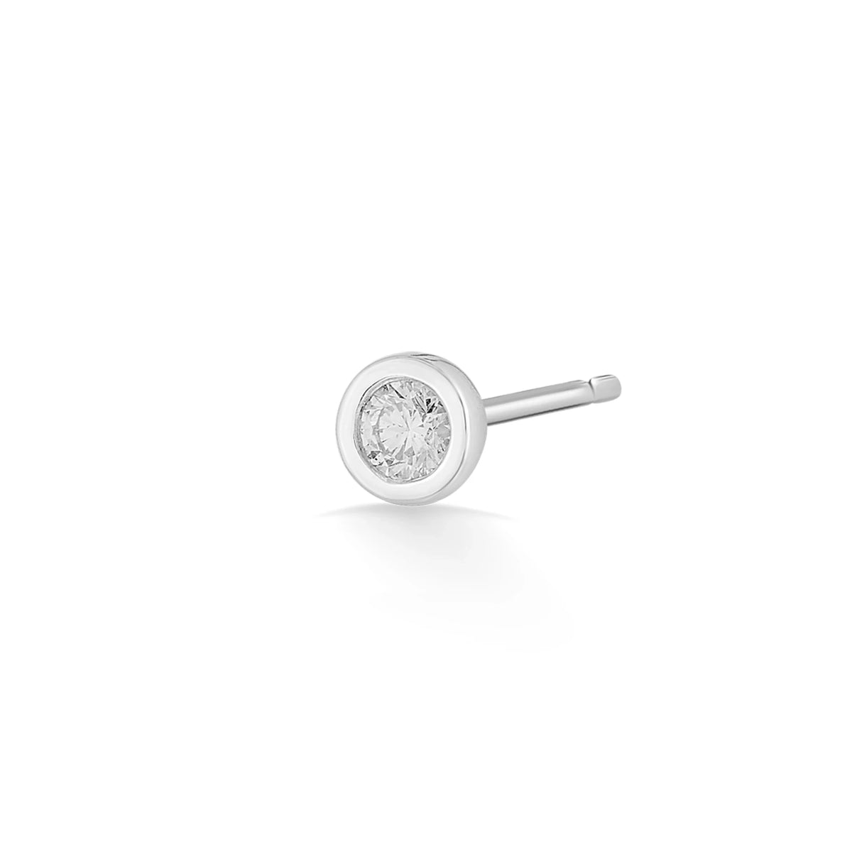 Solitaire GlowCircle Classic Studs - Zen Diamond India