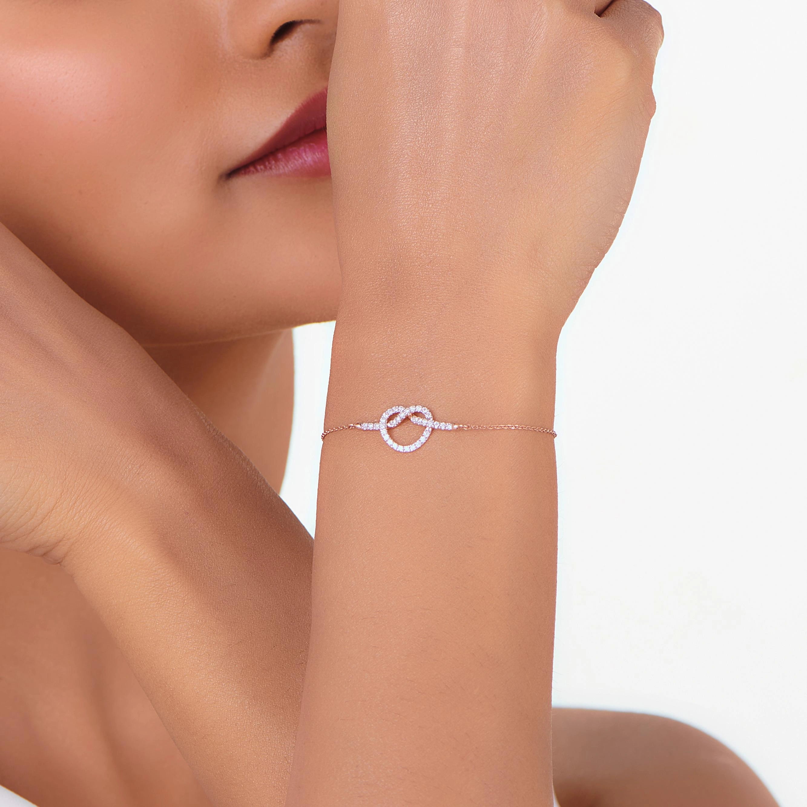 Love Knot Forever Linked Spark Bracelet - Zen Diamond India