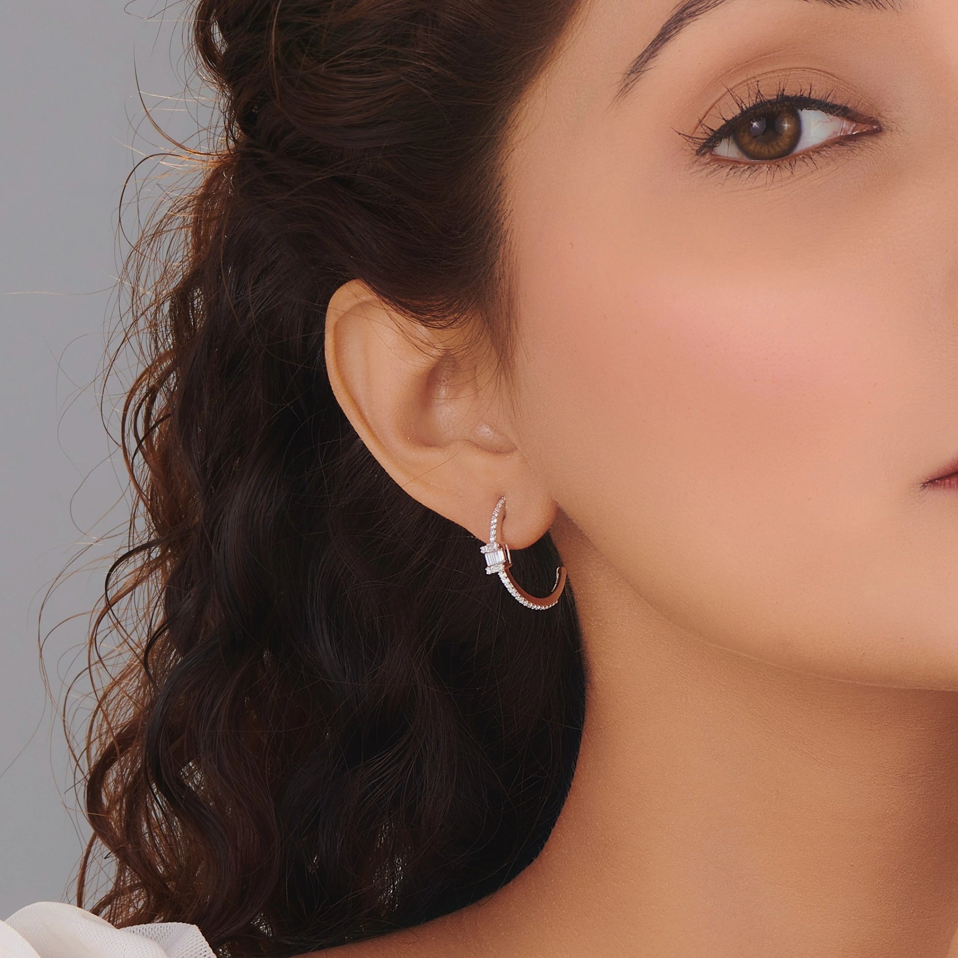 Classic Geometric Center Sparkle Earrings - Zen Diamond India