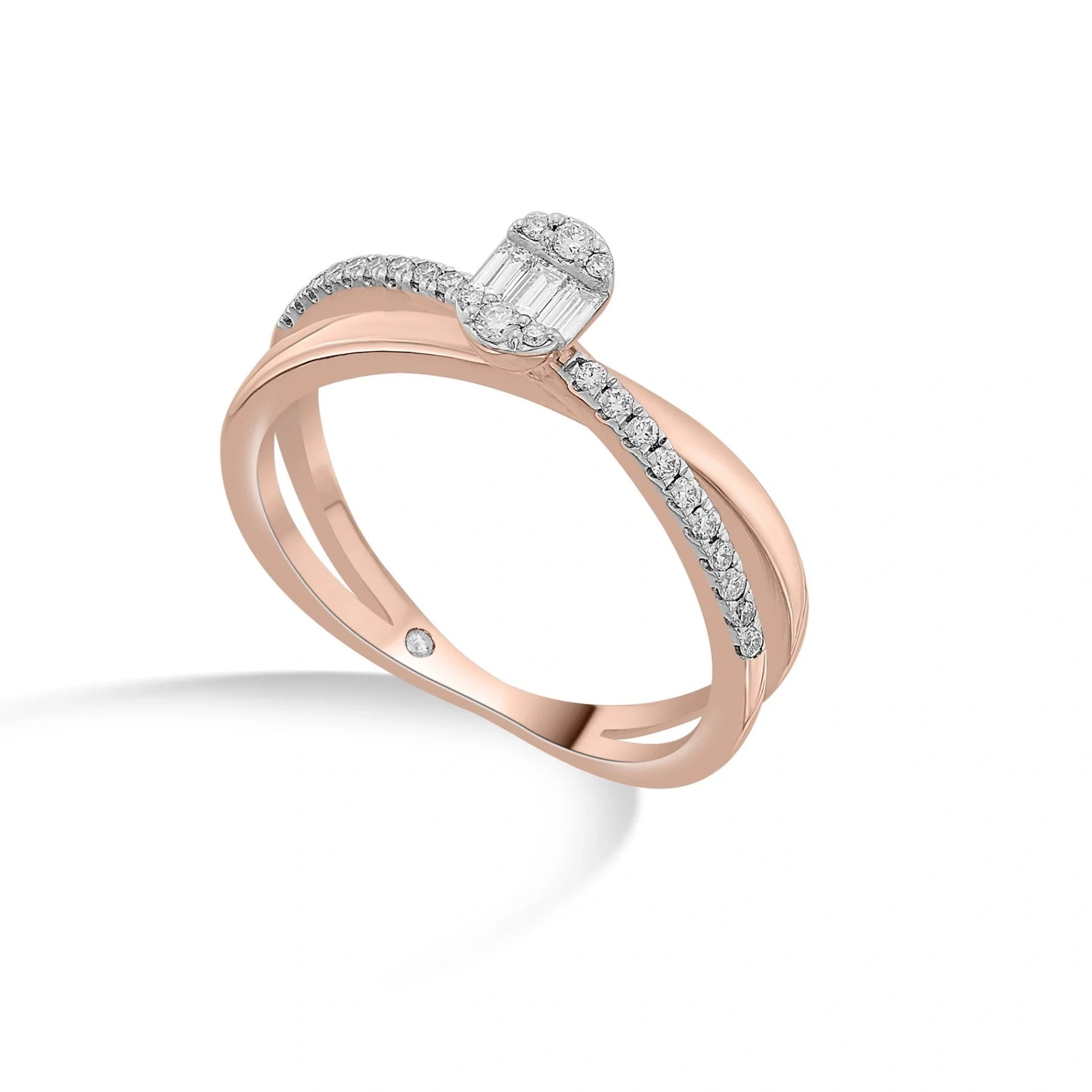 Boujee Intertwine Luxe Sparkle Ring - Zen Diamond India