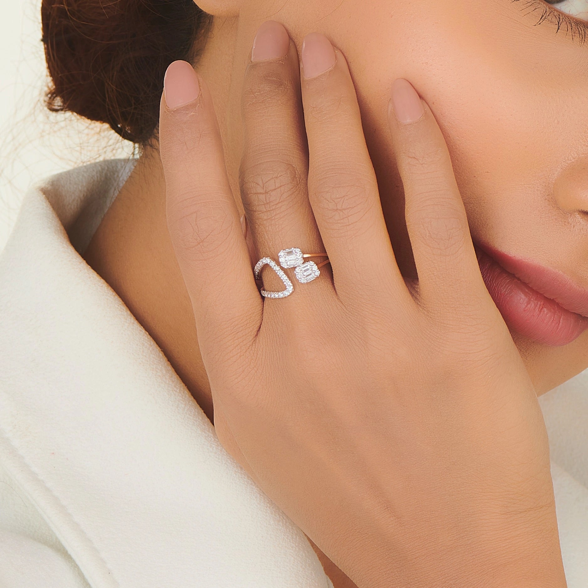 Avant - Garde Spark Fusion Ring - Zen Diamond India