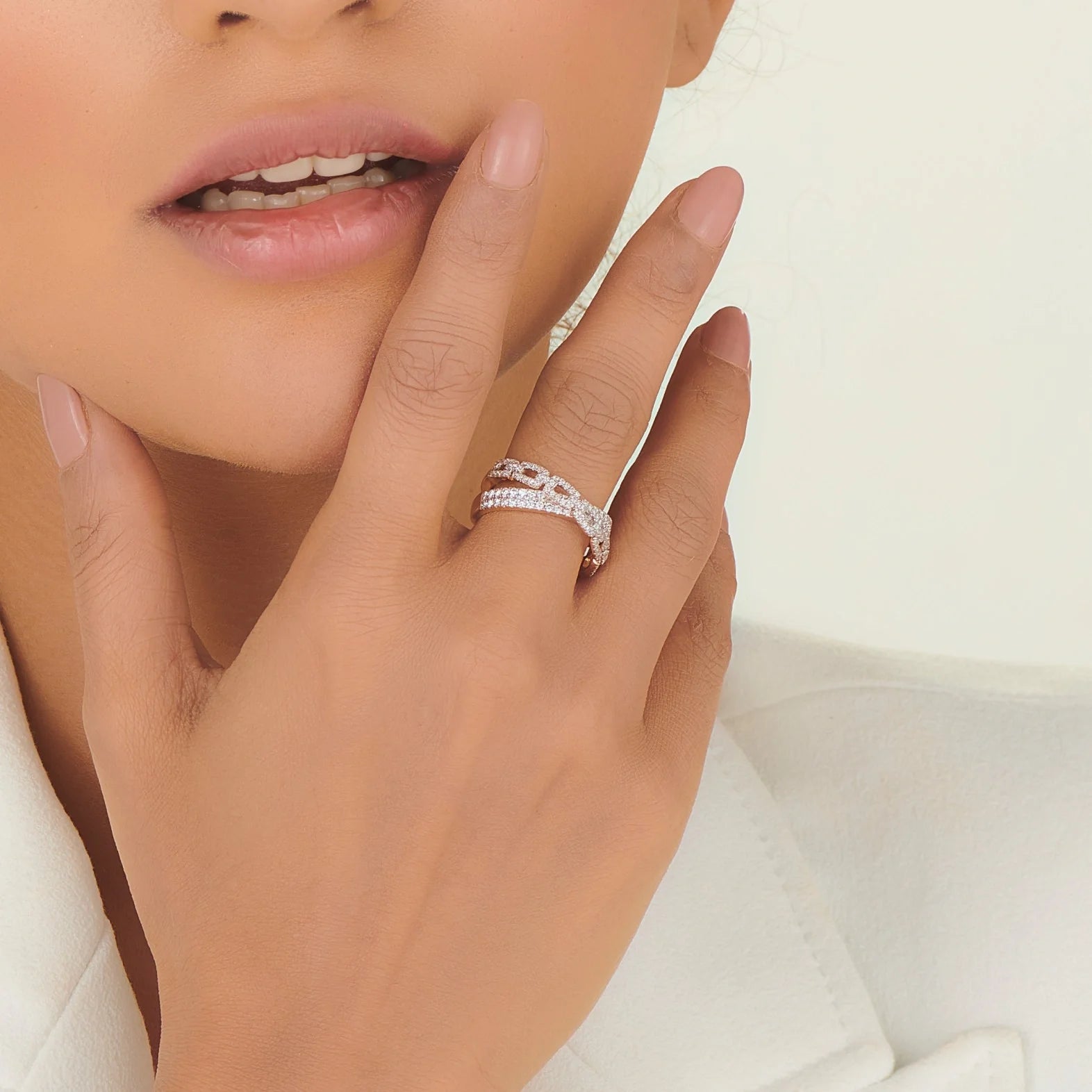 Cuban Celeste Chain Bloom Ring - Zen Diamond India