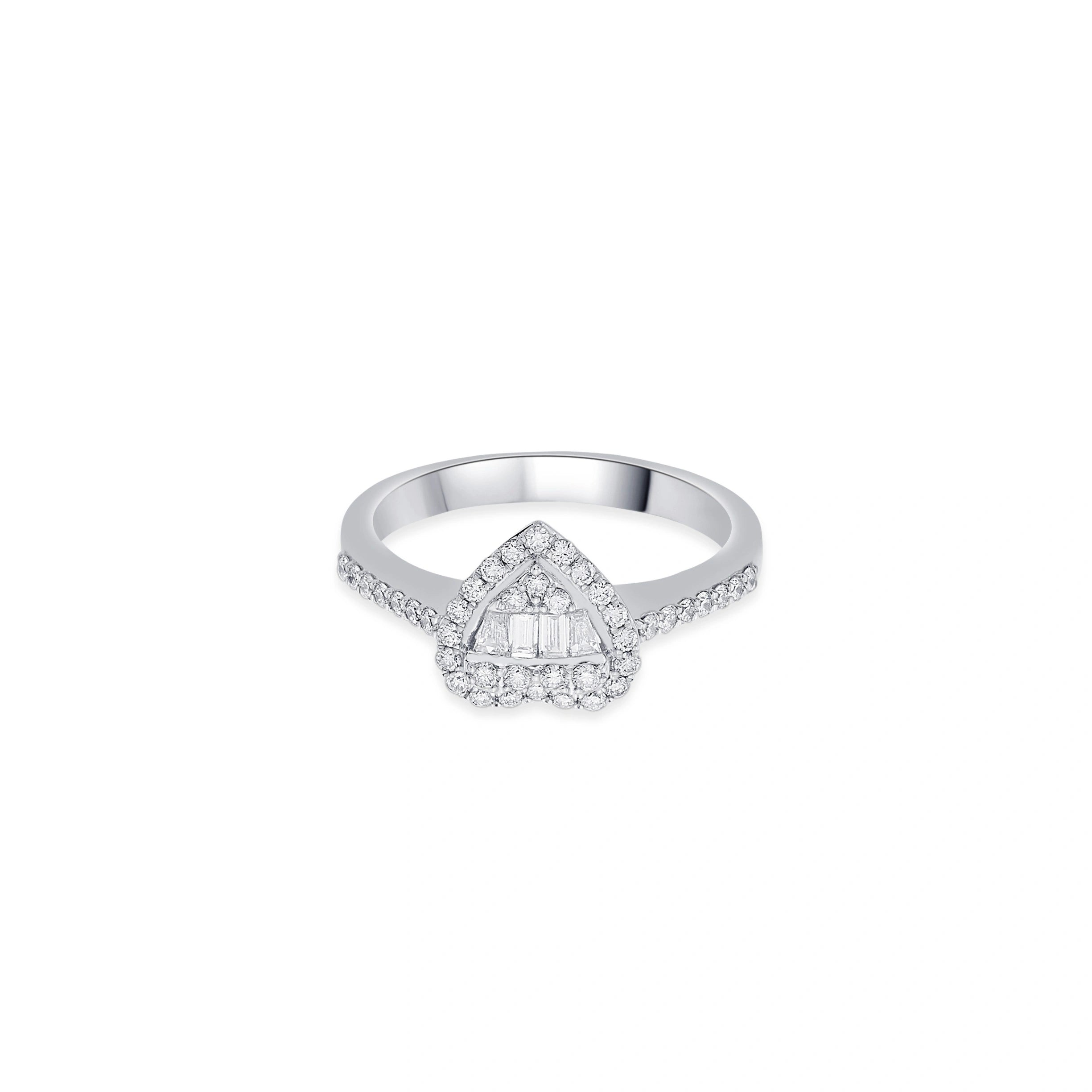 Heartlight Majesty Ring - Zen Diamond India