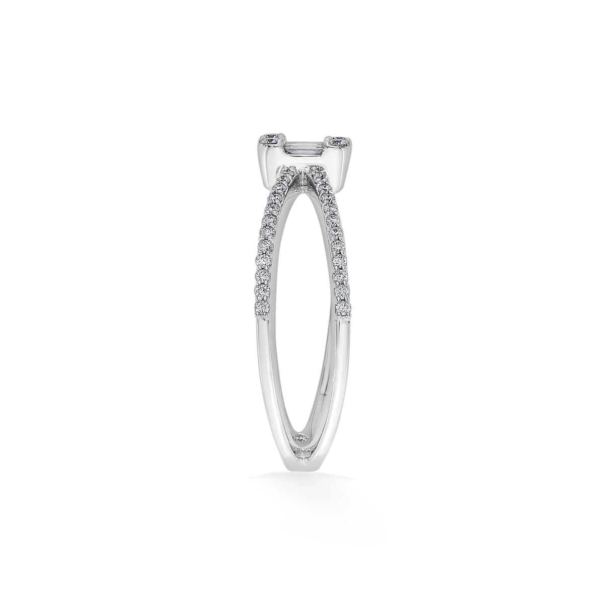 Classic Radiant Baguette Halo Twist Ring - Zen Diamond India