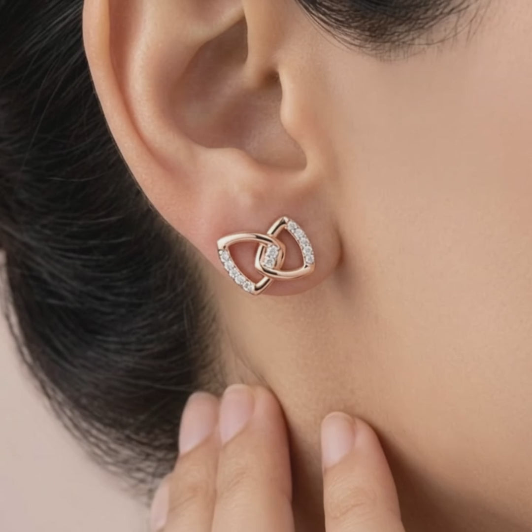 Celeste Twisted Harmony Link Pendant